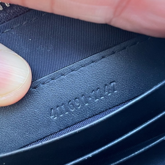 🌼SOLD🌼🌸Gucci Blooms Zip Wrislet Pouch🌸 - Picture 13 of 17